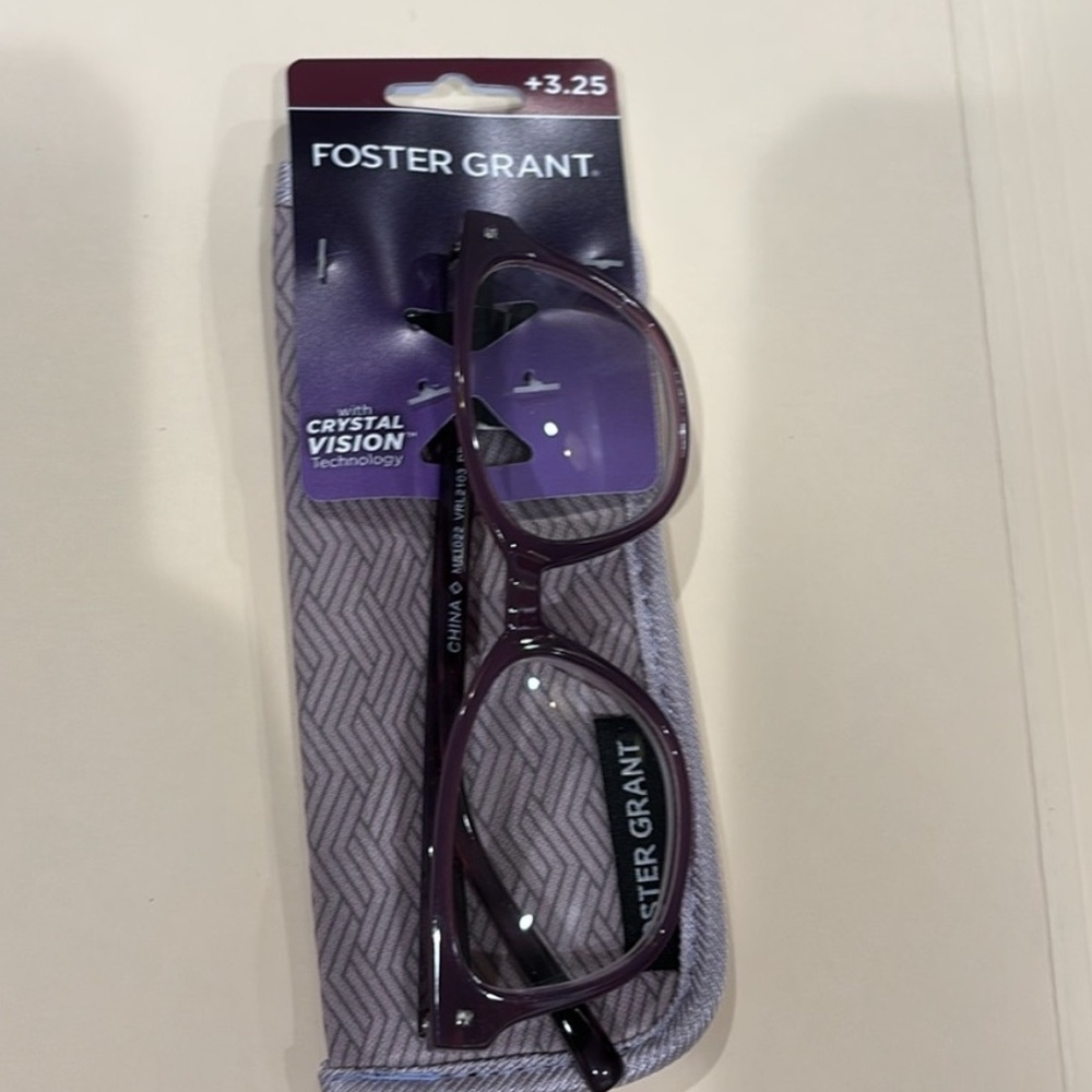 Foster Grant Plum Reading Glasses +3.25